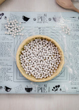 Load image into Gallery viewer, Ceramic Baking Beans (500g)
