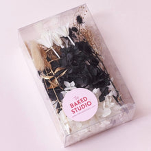 Load image into Gallery viewer, Black, White & Gold Deluxe Mixed Dried Flower Box
