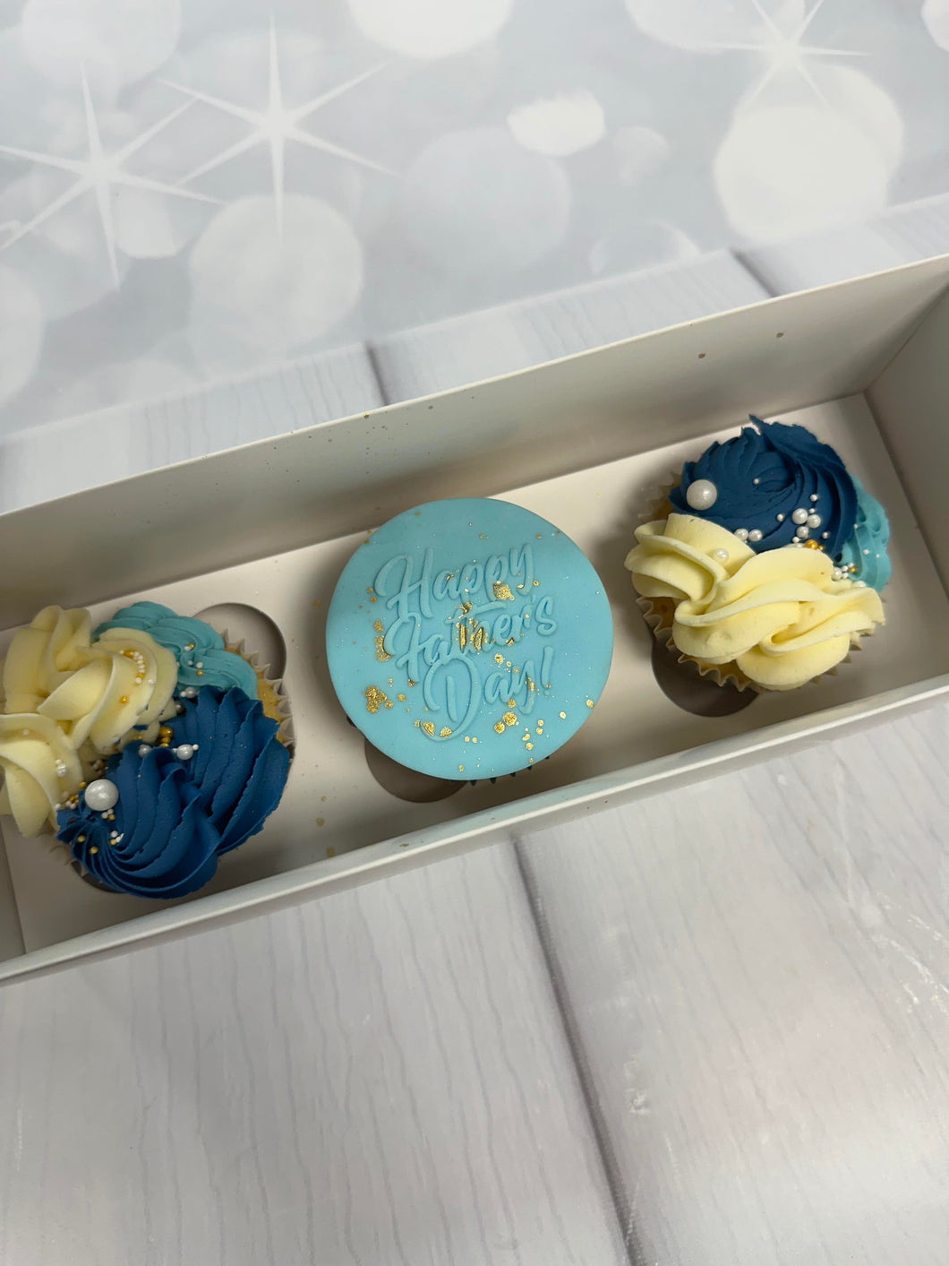 Box of 3 Father's Day Cupcakes