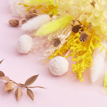 Load image into Gallery viewer, Yellow, Lemon, Gold &amp; White Deluxe Mixed Dried Flower Box
