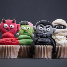 Load image into Gallery viewer, Frightful Friends Marshmallow Treats Pk/12 (180g / 6.35oz)
