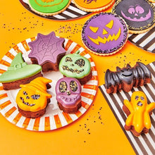 Load image into Gallery viewer, Ghost, Witch Hat, Bat, Pumpkin, Skull &amp; Spider Web Silicone Mould
