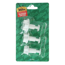 Load image into Gallery viewer, Gingerbread Man Plunger Cutter Set Of 3
